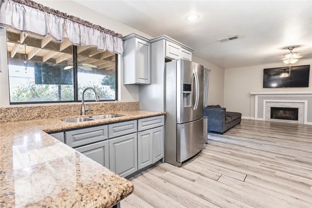 1146 Adel Court, Colton, CA 92324