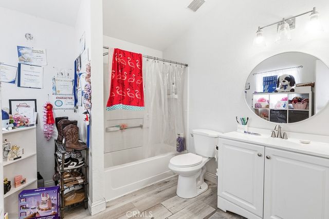 1146 Adel Court, Colton, CA 92324