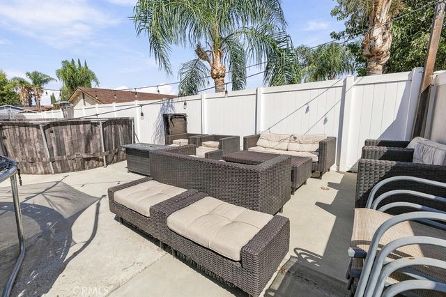 1146 Adel Court, Colton, CA 92324