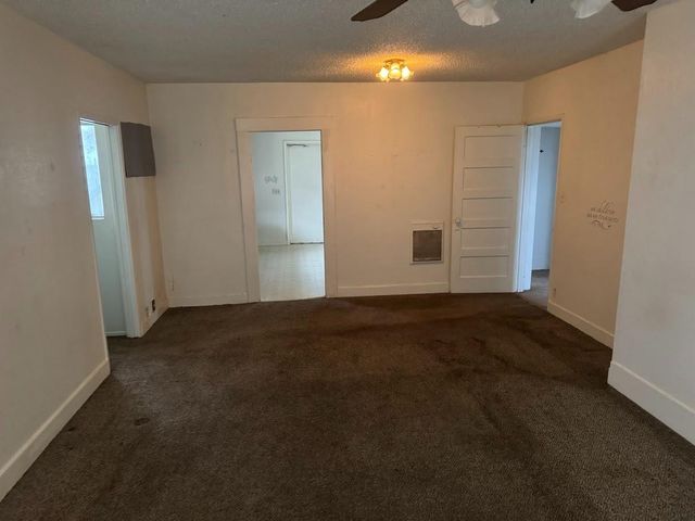 376 E Klepper, Caruthers, CA 93609