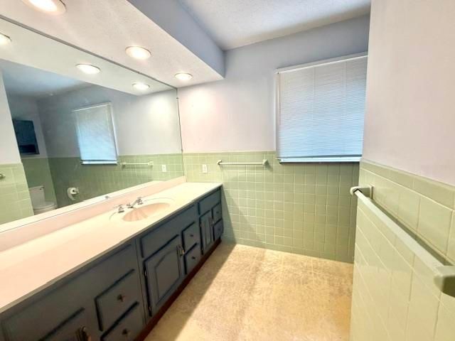 1901 Enslow Blvd, Huntington, WV 25701