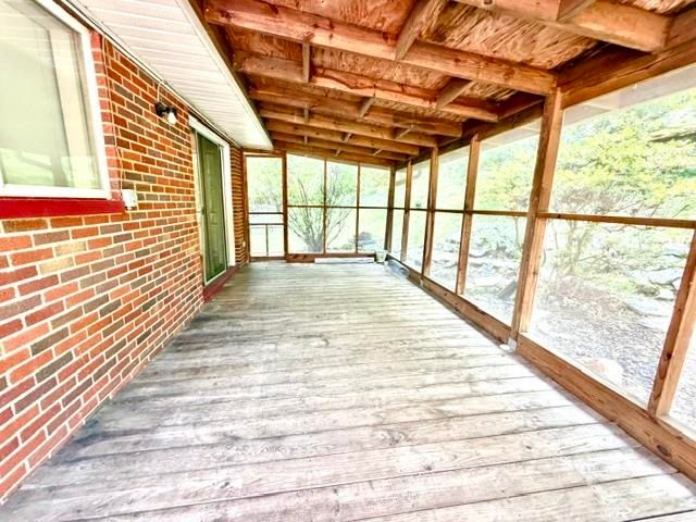1901 Enslow Blvd, Huntington, WV 25701