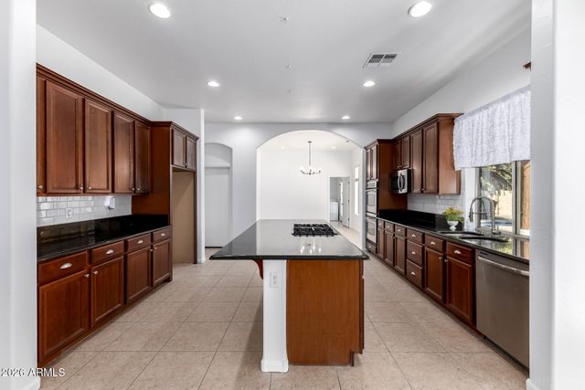 851 E DESERT INN Drive, Chandler, AZ 85249