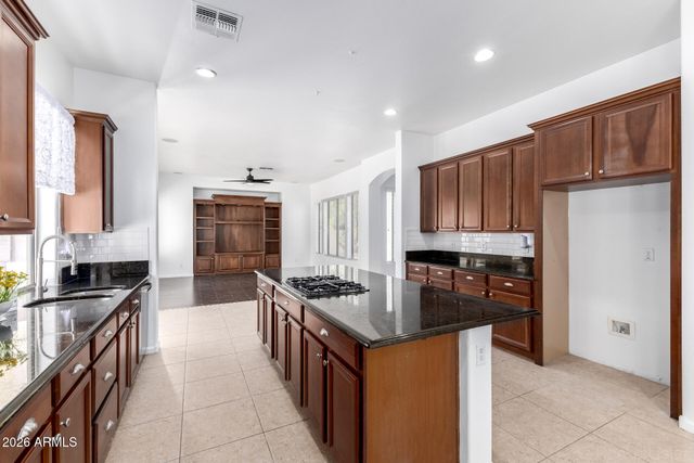 851 E DESERT INN Drive, Chandler, AZ 85249