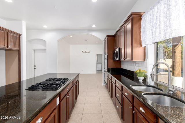 851 E DESERT INN Drive, Chandler, AZ 85249