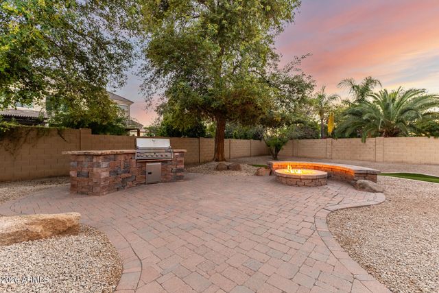 851 E DESERT INN Drive, Chandler, AZ 85249