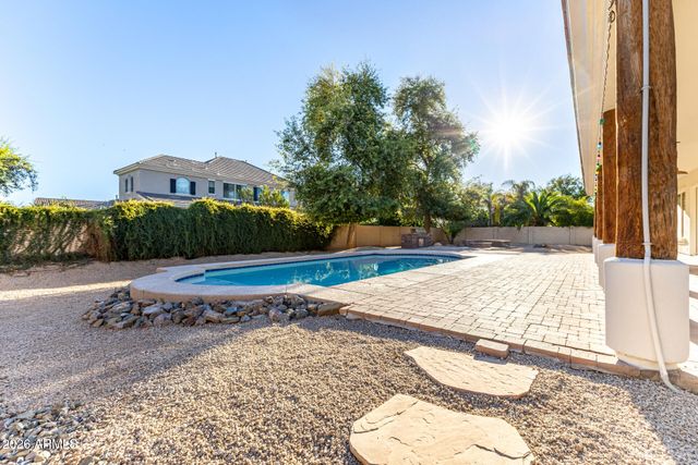 851 E DESERT INN Drive, Chandler, AZ 85249