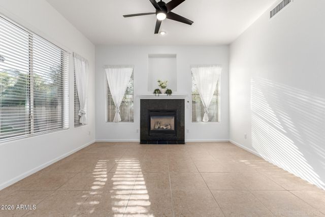 851 E DESERT INN Drive, Chandler, AZ 85249