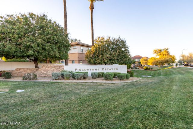 851 E DESERT INN Drive, Chandler, AZ 85249