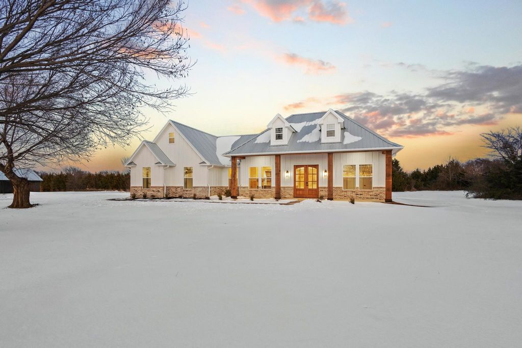 2940 County Road 1410, Bonham, TX 75418