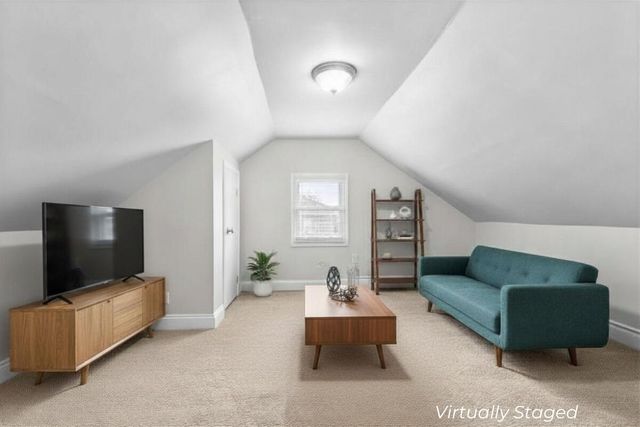 2025 Wayne ST, Roanoke, VA 24012