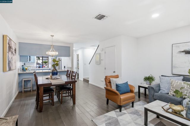 458 Eastgate Ln, Martinez, CA 94553