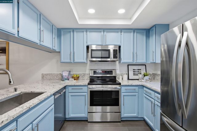 458 Eastgate Ln, Martinez, CA 94553
