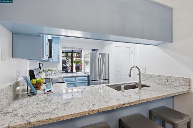 458 Eastgate Ln, Martinez, CA 94553
