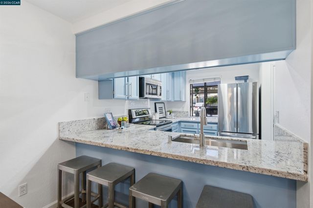458 Eastgate Ln, Martinez, CA 94553