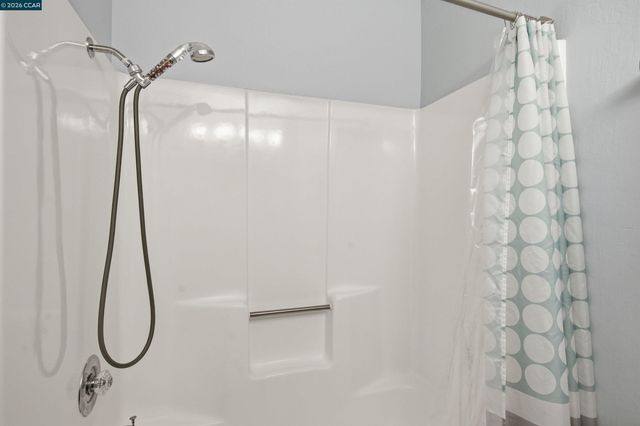 458 Eastgate Ln, Martinez, CA 94553