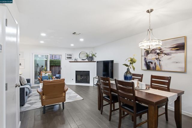 458 Eastgate Ln, Martinez, CA 94553