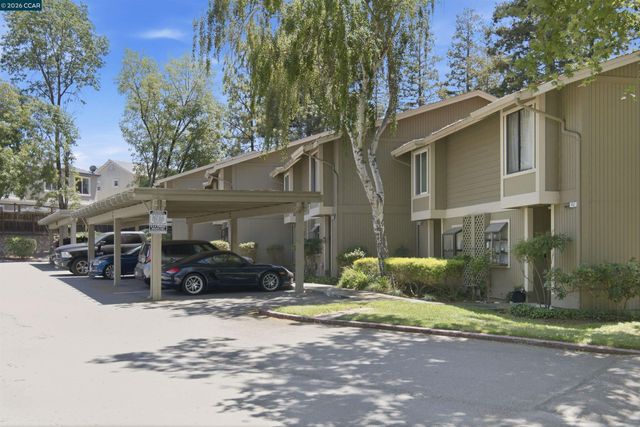 458 Eastgate Ln, Martinez, CA 94553