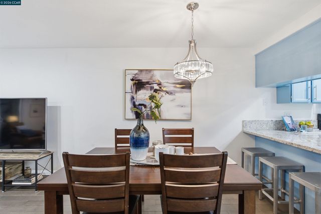458 Eastgate Ln, Martinez, CA 94553