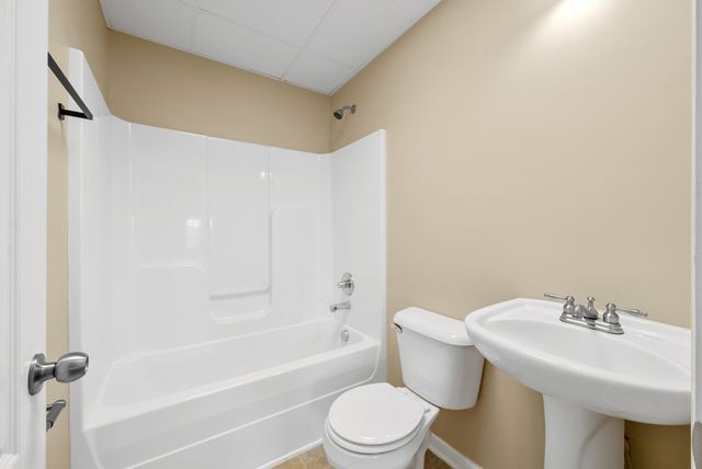 2031 Ferry Rd, Clarksville, TN 37040