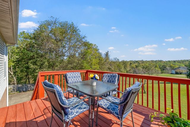 2031 Ferry Rd, Clarksville, TN 37040