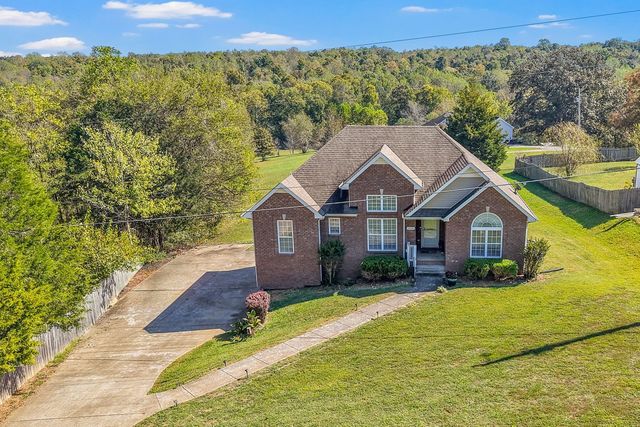 2031 Ferry Rd, Clarksville, TN 37040