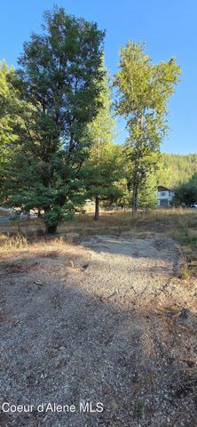 924 Lower Page Rd, Smelterville, ID 83868
