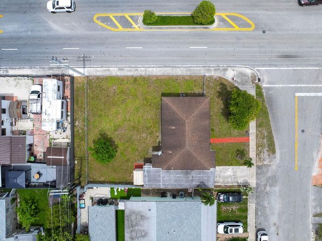 11 W 64th Street, Hialeah, FL 33012