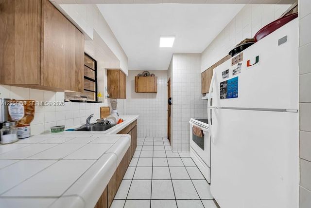 11 W 64th Street, Hialeah, FL 33012
