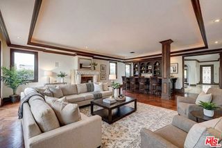 209 S Anita Avenue, Los Angeles, CA 90049