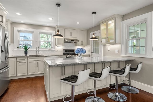 4 Madison St, Belmont, MA 02478