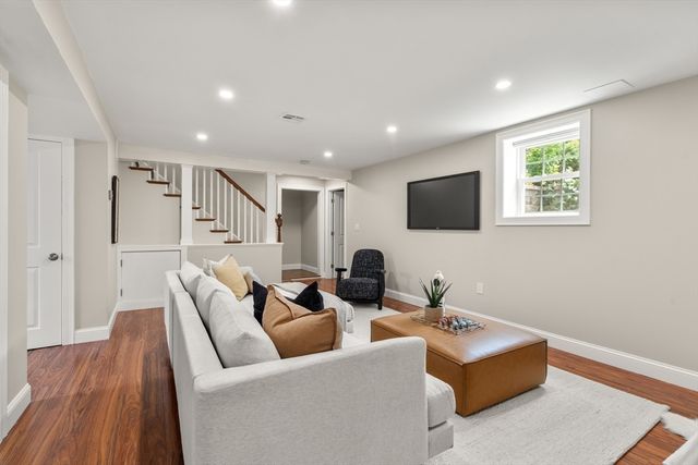 4 Madison St, Belmont, MA 02478