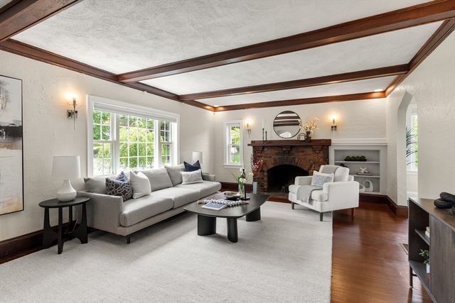 4 Madison St, Belmont, MA 02478