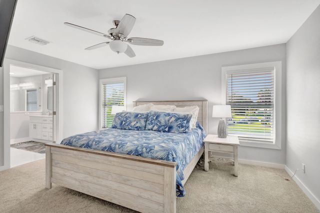 10355 Seagrape Way, Palm Beach Gardens, FL 33418