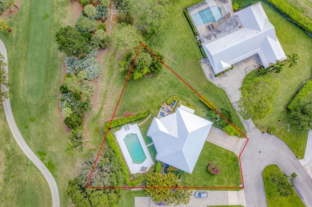 10355 Seagrape Way, Palm Beach Gardens, FL 33418