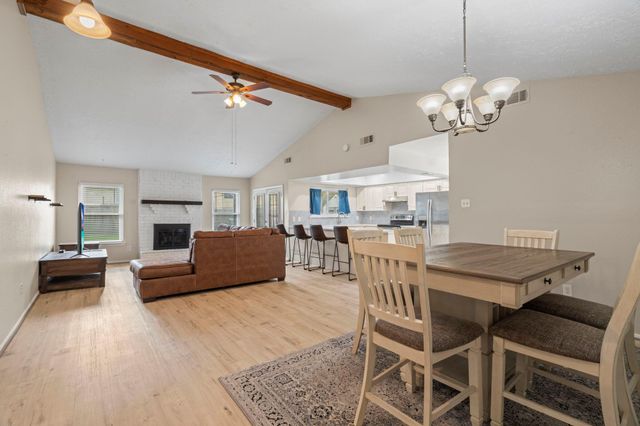 304 Old Course Drive, Friendswood, TX 77546