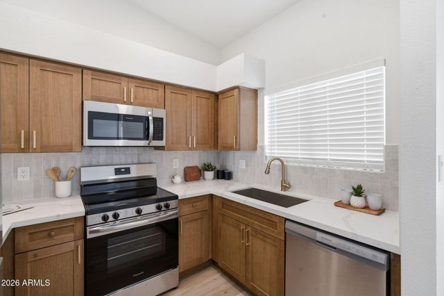 6230 N 33RD Avenue 103, Phoenix, AZ 85017