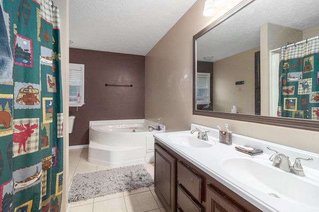 3434 N Amber Road, Scottville, MI 49454