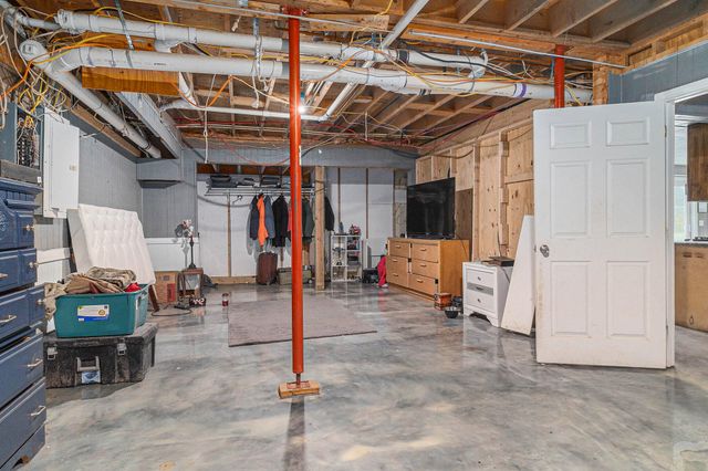 3434 N Amber Road, Scottville, MI 49454