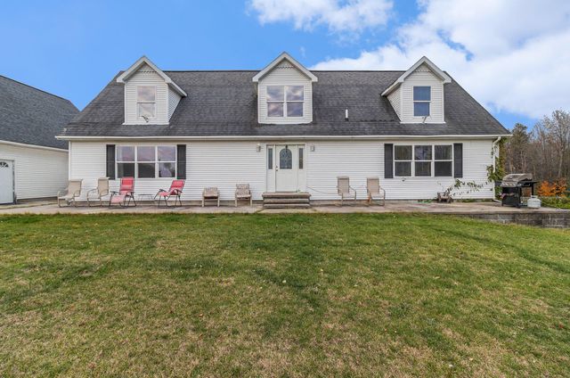 3434 N Amber Road, Scottville, MI 49454