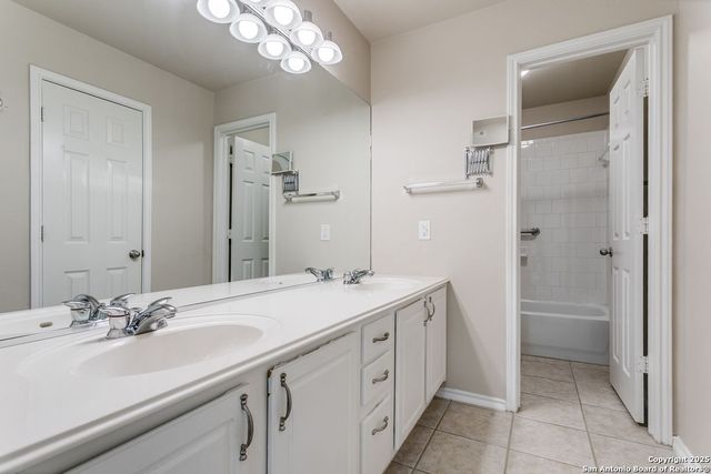 20922 Encino Ash, San Antonio, TX 78259