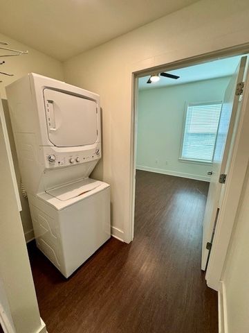 726 E Emma Avenue 106, Springdale, AR 72764