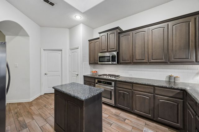 2036 Milano Lane, Lewisville, TX 75077