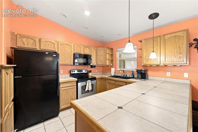 635 E Inca Court, Pueblo West, CO 81007
