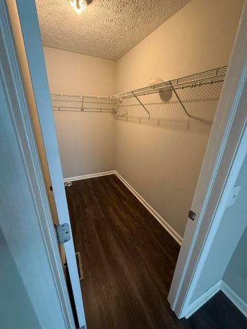 9335 Polaris Green Drive, Columbus, OH 43240