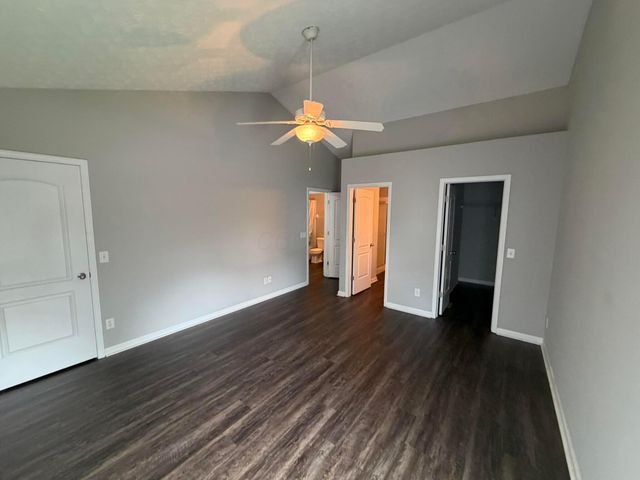 9335 Polaris Green Drive, Columbus, OH 43240