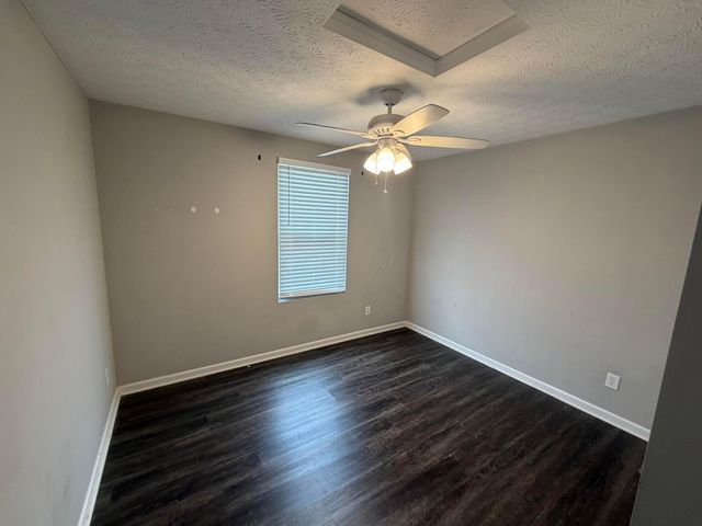 9335 Polaris Green Drive, Columbus, OH 43240