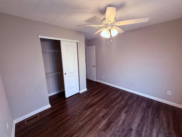 9335 Polaris Green Drive, Columbus, OH 43240