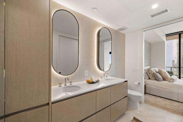 610 Davis ST 2811, Austin, TX 78701