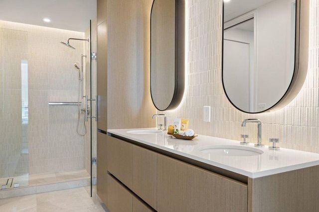 610 Davis ST 2811, Austin, TX 78701